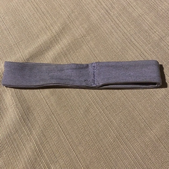 LULULEMON Striped Headband - Picture 4 of 5